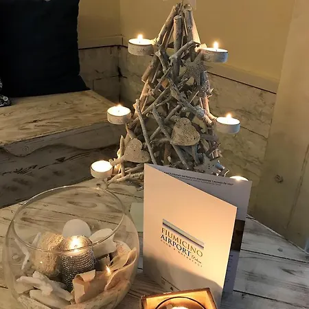 Airport Deluxe Bed & Breakfast