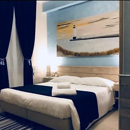 Airport Deluxe