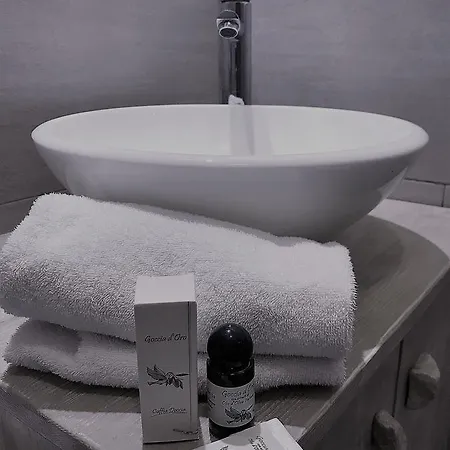 Airport Deluxe Alojamento de Acomodação e Pequeno-almoço Fiumicino