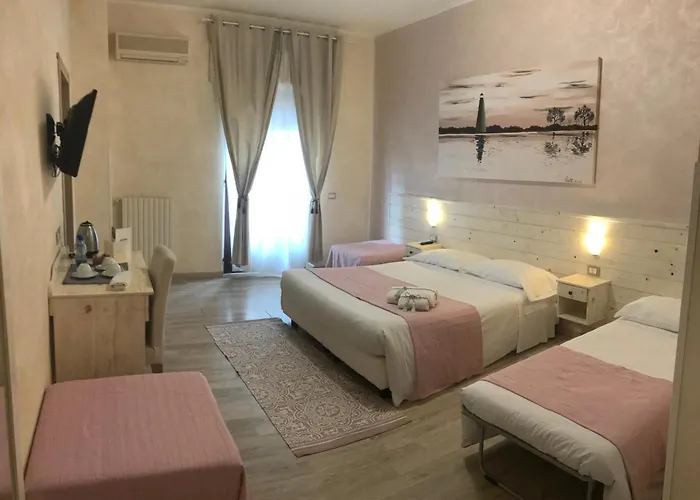 Airport Deluxe Nocleg ze śniadaniem 3*