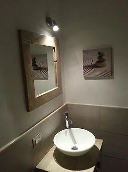 Nocleg ze śniadaniem Airport Deluxe 3*