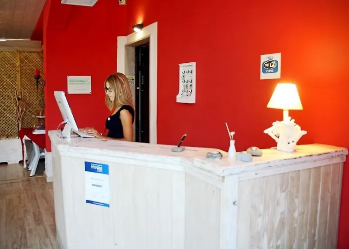 Nocleg ze śniadaniem Airport Deluxe