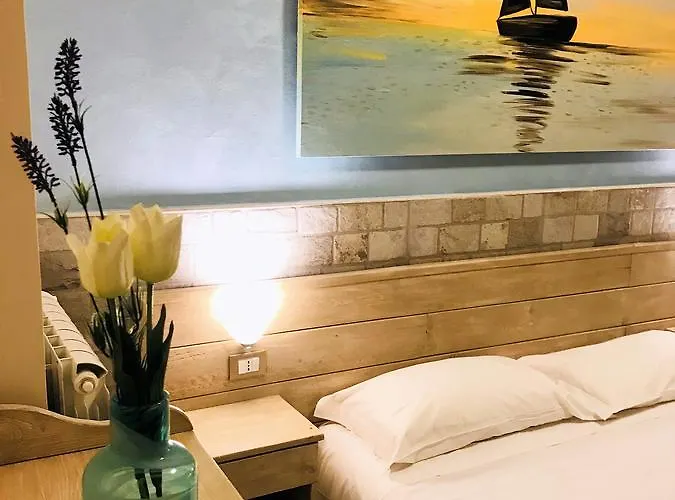 Airport Deluxe Nocleg ze śniadaniem 3*